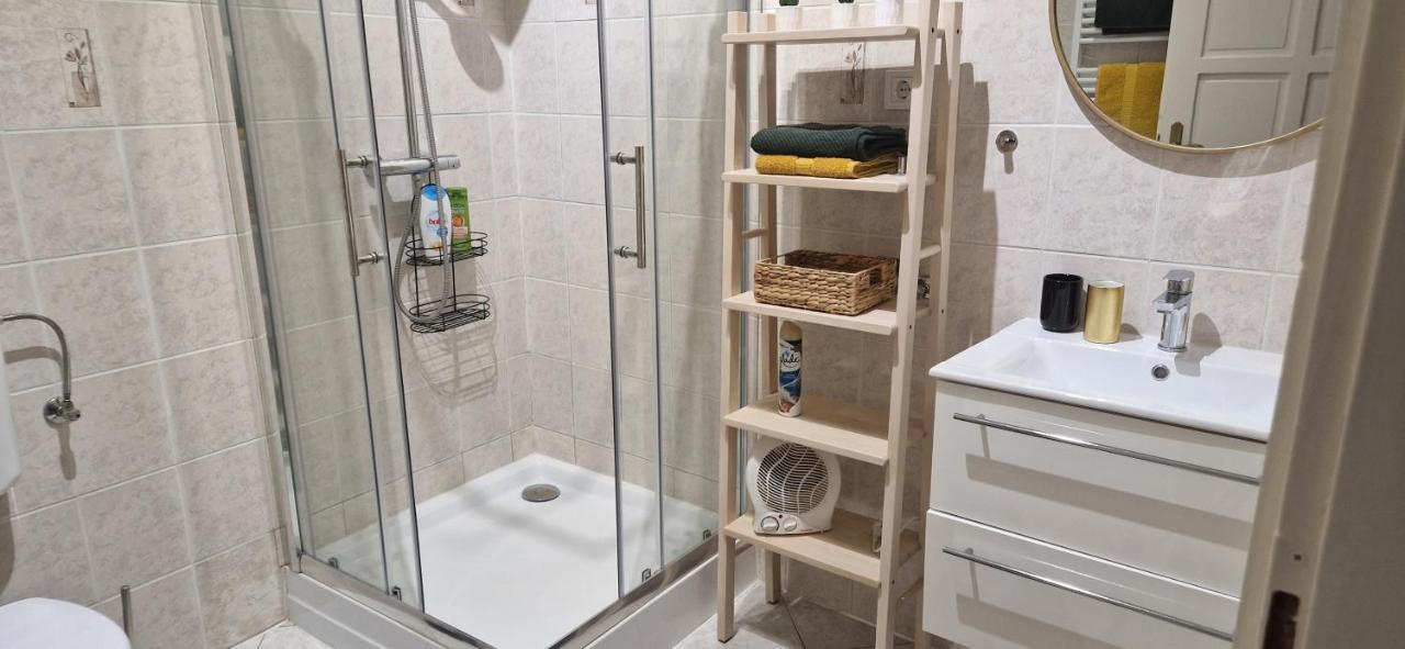 Apartmán Gold 3 Šoproň Exteriér fotografie