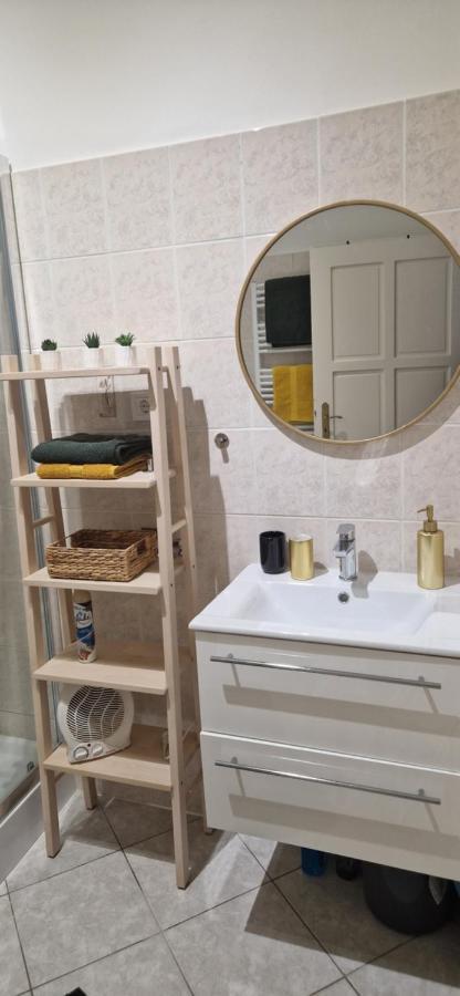 Apartmán Gold 3 Šoproň Exteriér fotografie